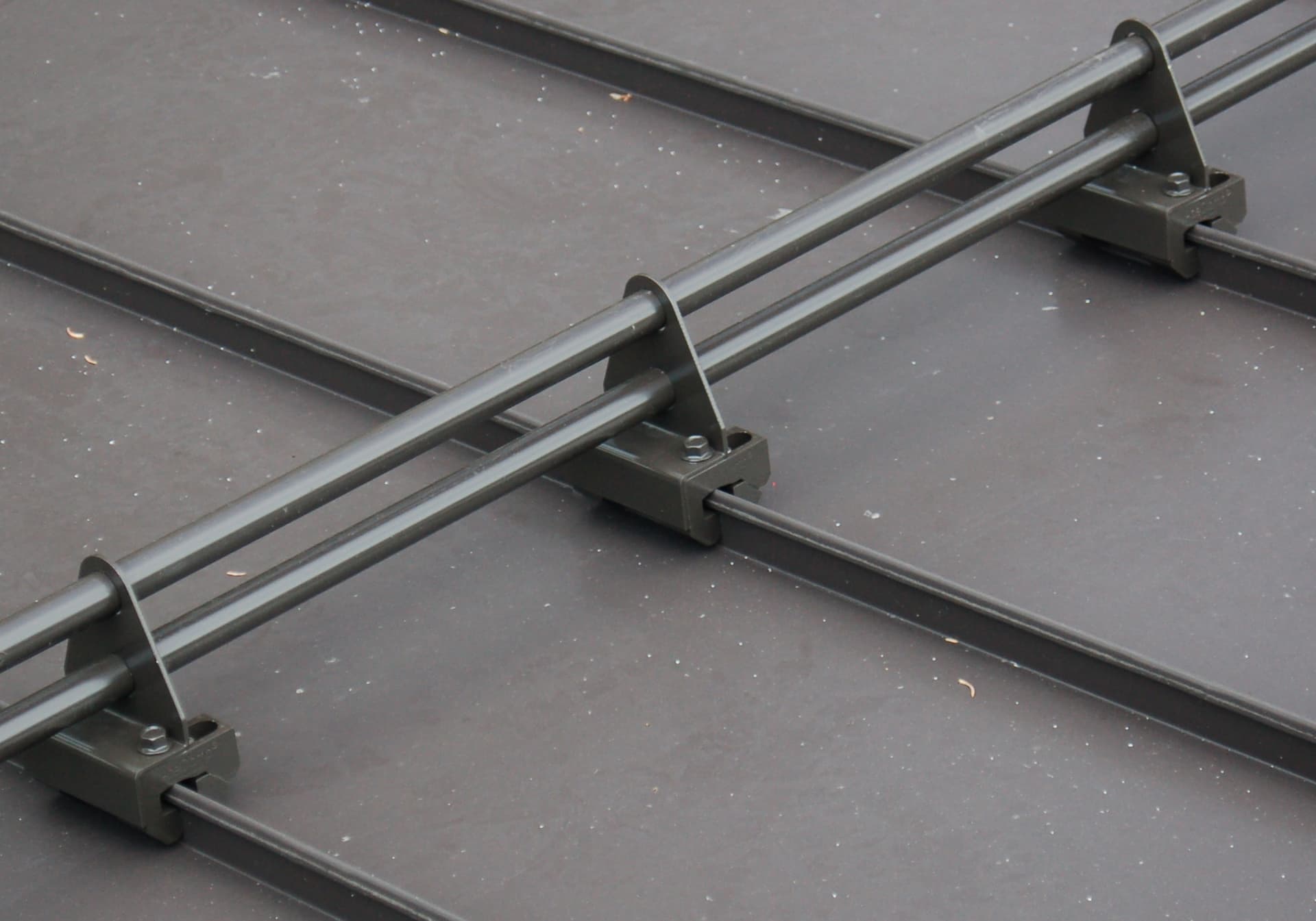 The Secret behind Clamp-to-Seam Snow Fences