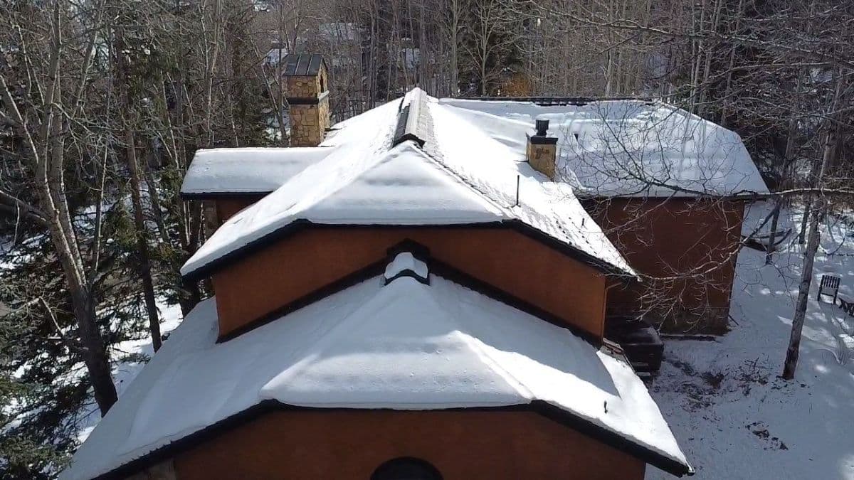 Sol Vista Roofing Teams Up with RMSG to Offer Safe Snow Retention Systems